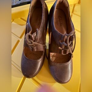 Clarks Women's Brown Loyal Heart Lace-Up Shoes